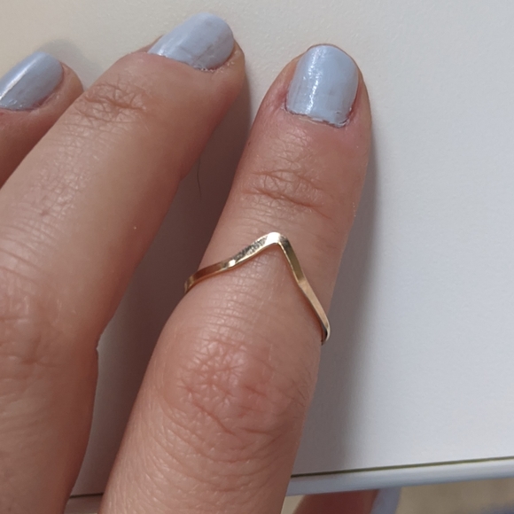 SOLD OUT! Brand new gold Chevron ring - Picture 8 of 8